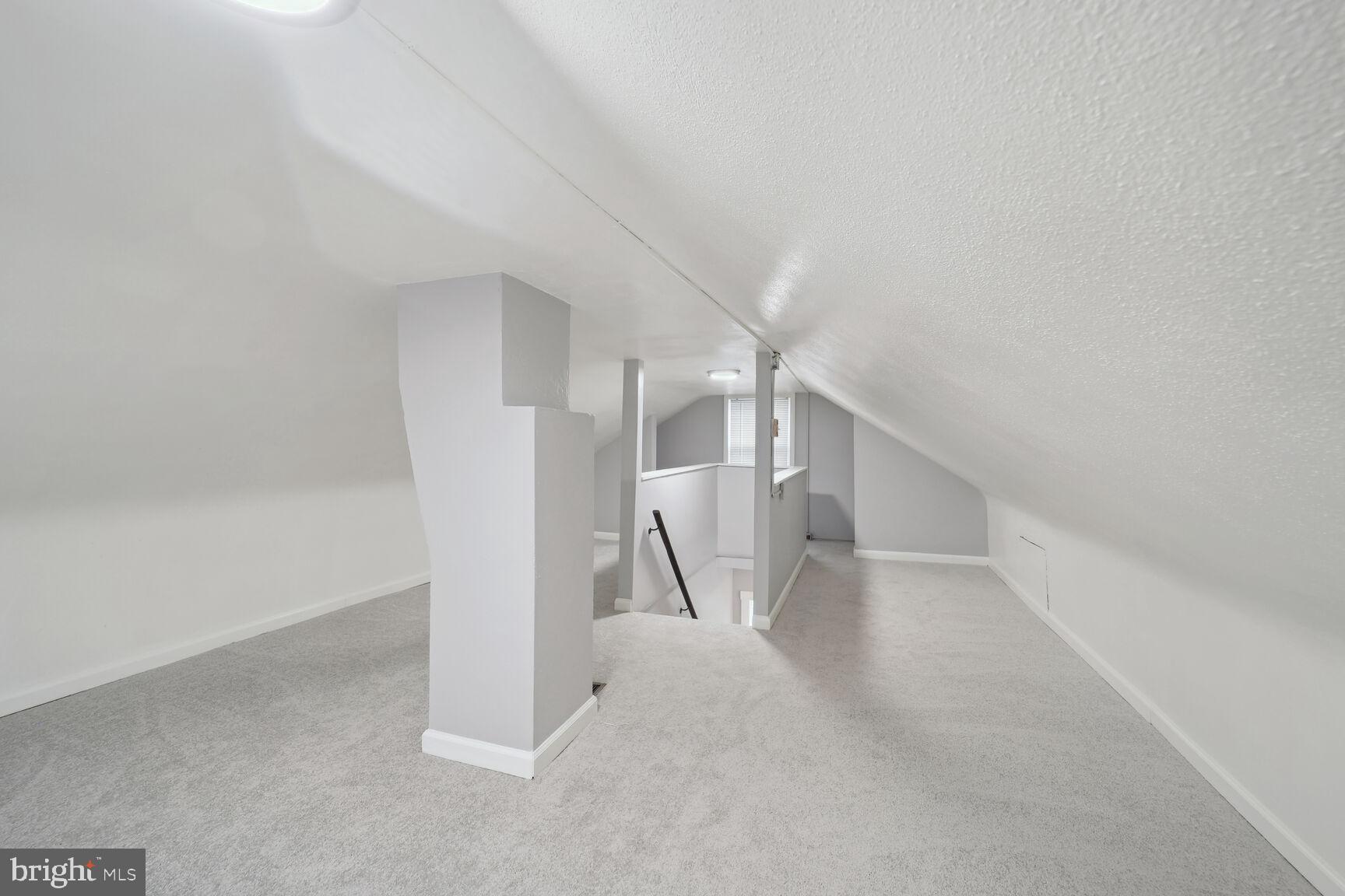 6304 45th Place Riverdale, MD 20737 - Photo 9 of 19 Upper Level Lounge Area