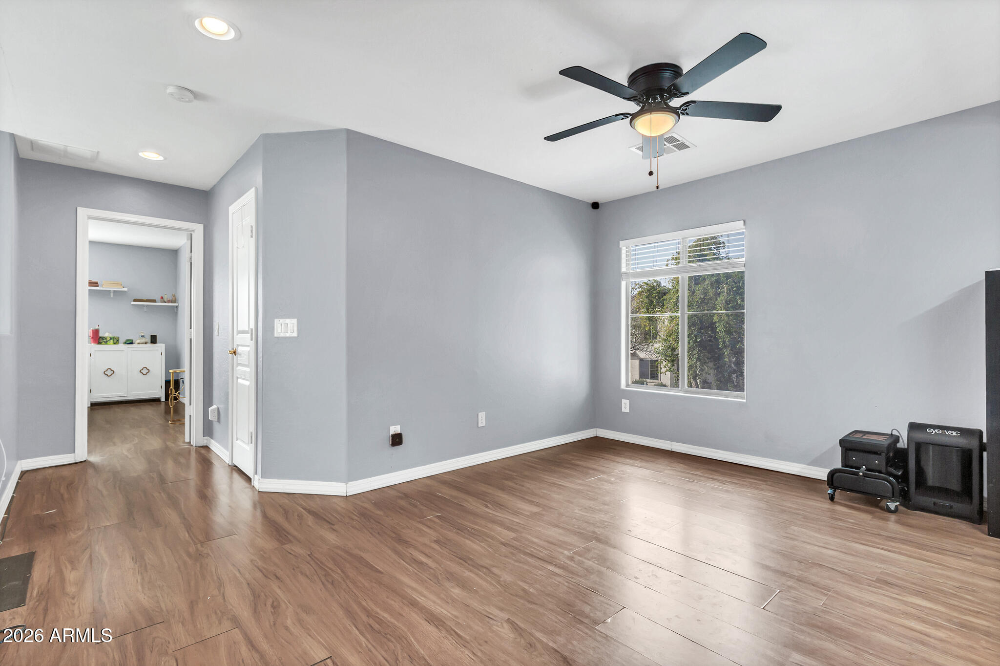 2879 South Key Biscayne Drive Gilbert, AZ 85295 - Photo 9 of 29 2879 S Key Biscayne Dr-30_(2048)