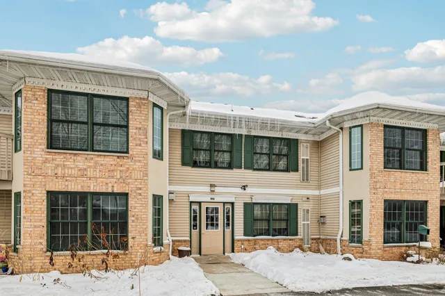 $320,000 | 5397 Blue Bill Park Drive South, Unit 8, Waunakee, WI 53597