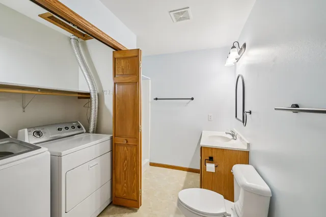 $320,000 | 5397 Blue Bill Park Drive South, Unit 8, Waunakee, WI 53597