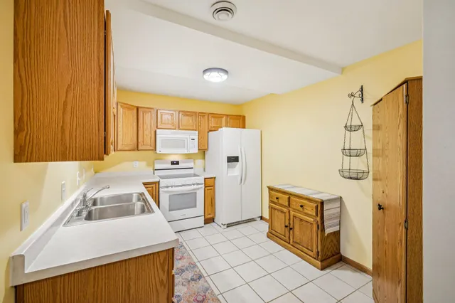 $320,000 | 5397 Blue Bill Park Drive South, Unit 8, Waunakee, WI 53597