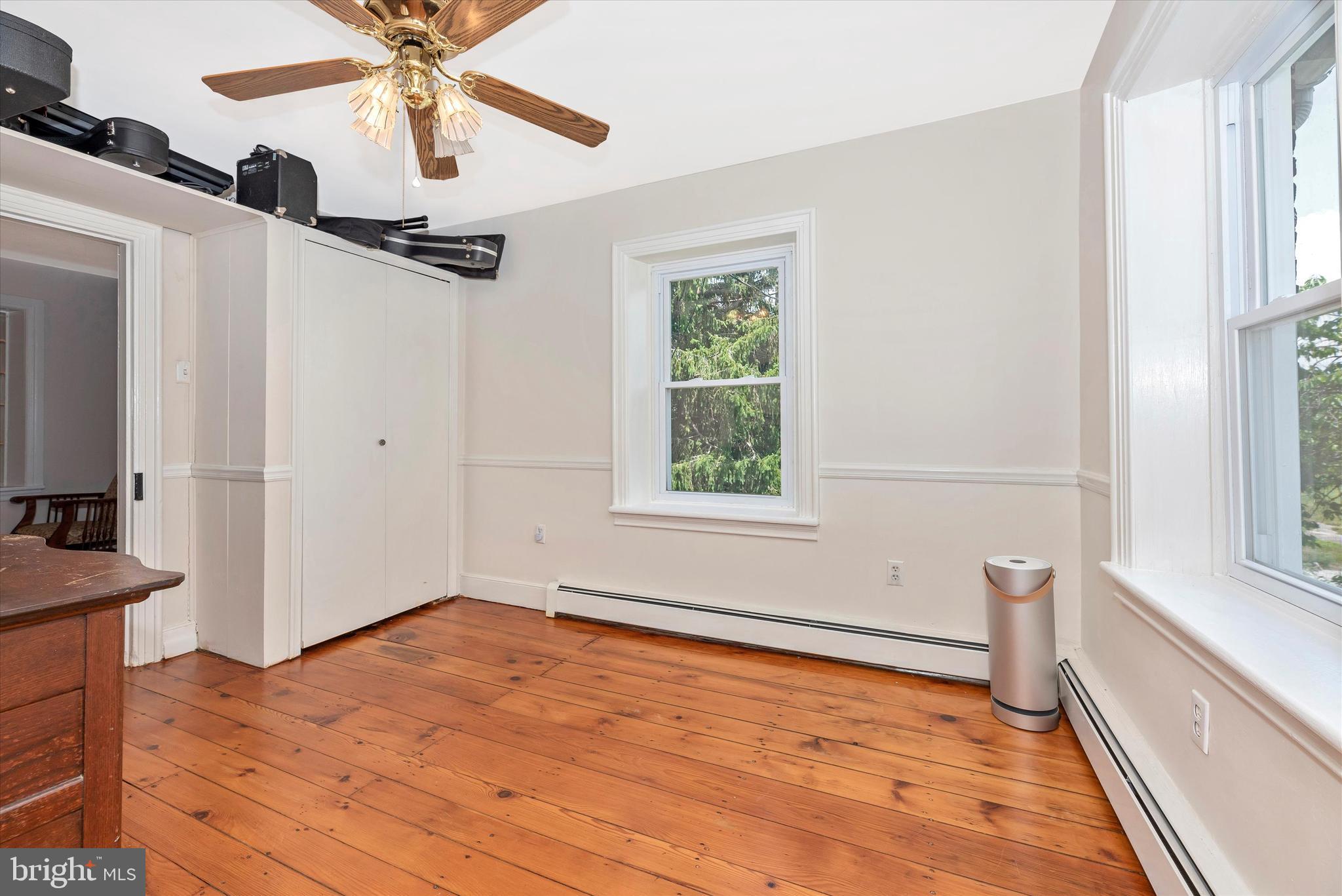 13731 Kretsinger Road Smithsburg, MD 21783 - Photo 26 of 59 Bedroom 3