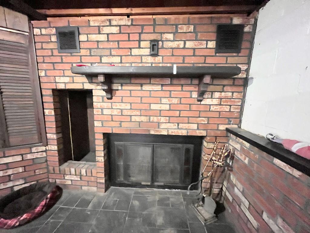 1192 Washington Street Indiana, PA 15701 - Photo 15 of 19 a view of a front door of house