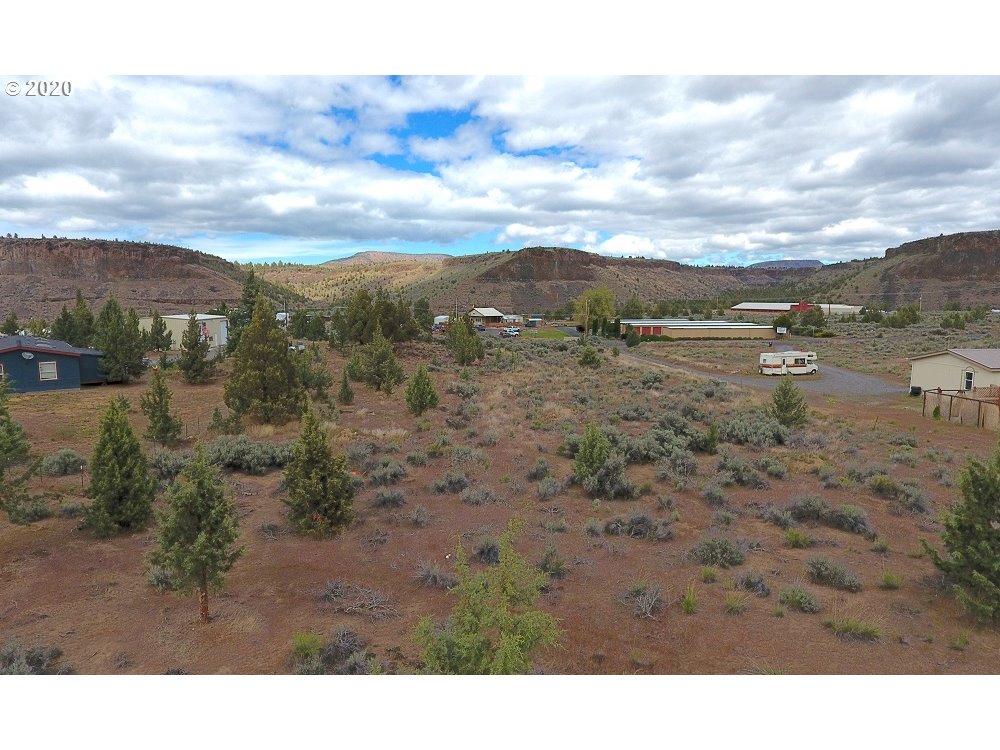 Southwest Commercial Loop Road Terrebonne, OR 97760 - Photo 10 of 18 Gallery Image 10