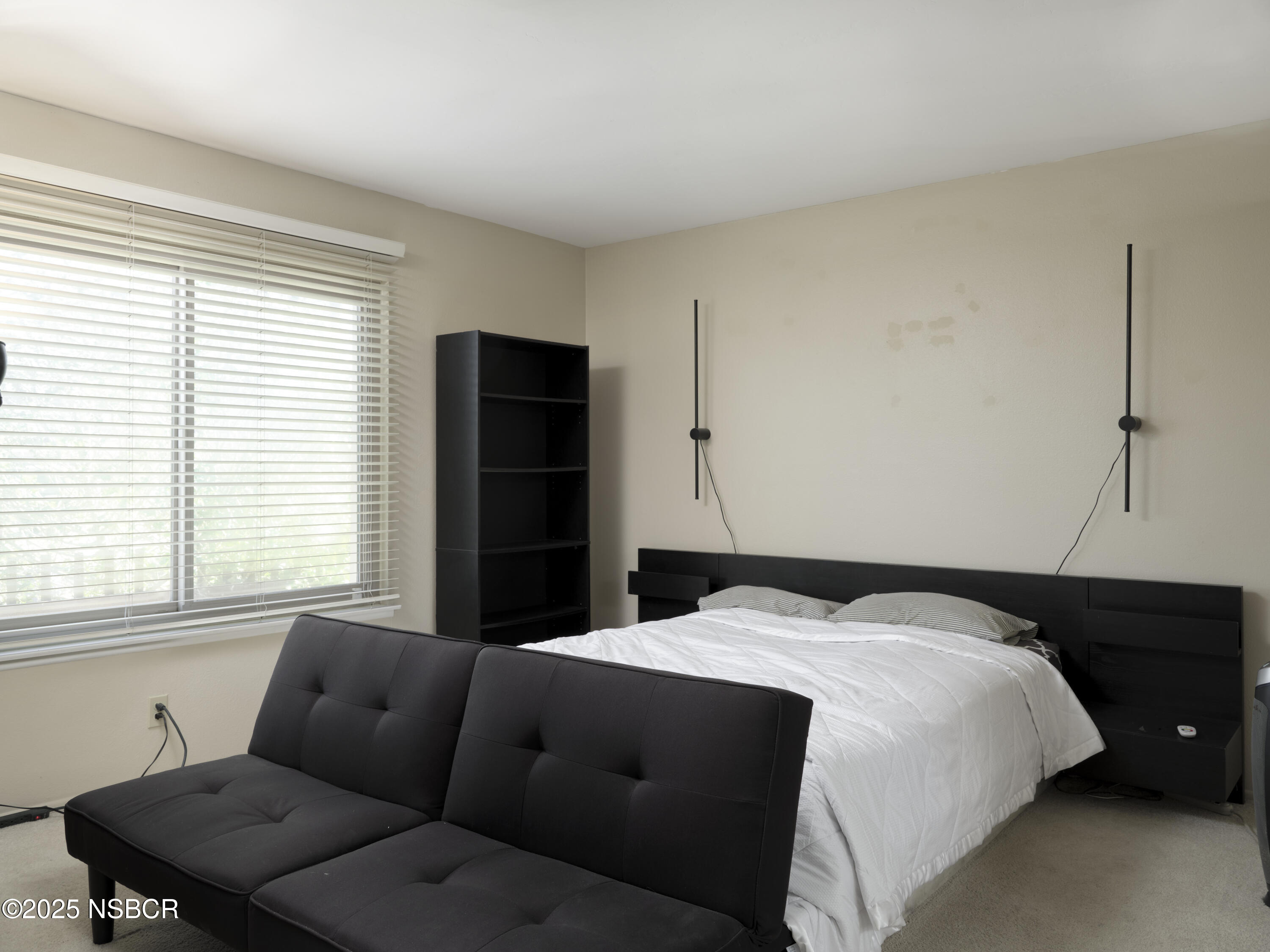 4395 Coachman Way Santa Maria, CA 93455 - Photo 13 of 23 BB_Coachman_Way_Interior_11