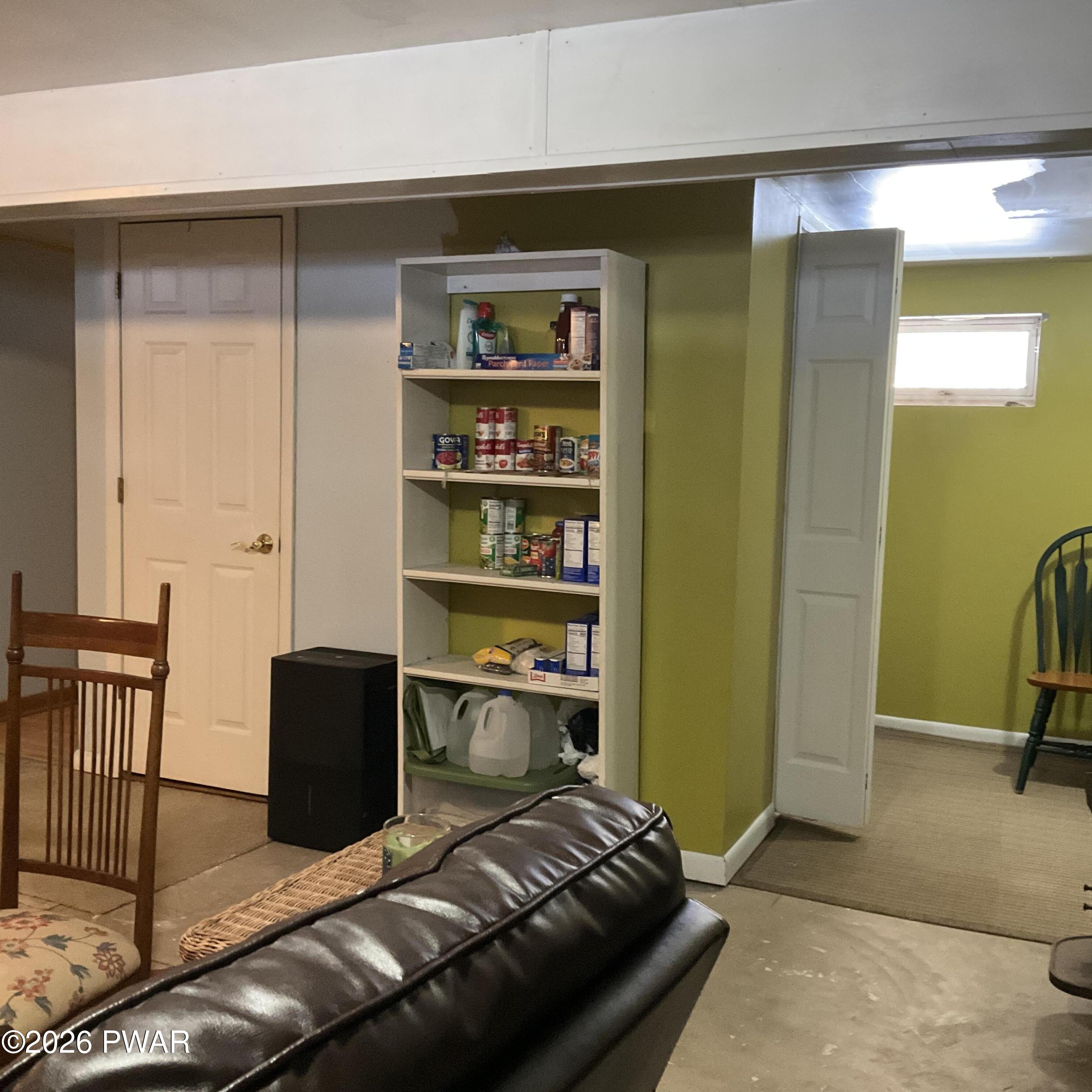 154 Roundhill Road Dingmans Ferry, PA 18328 - Photo 25 of 47