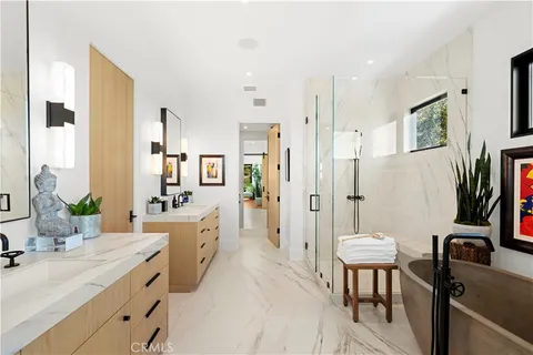 $13,499,000 | 1521 Bayadere Terrace, Corona del Mar, CA 92625