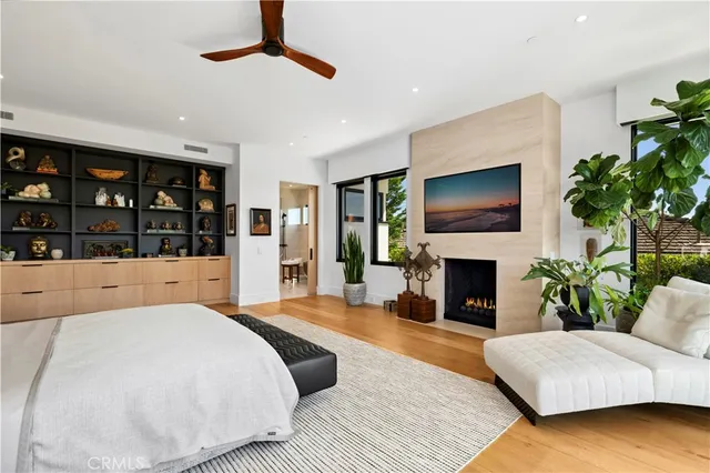 $15,970,000 | 1521 Bayadere Terrace, Corona del Mar, CA 92625