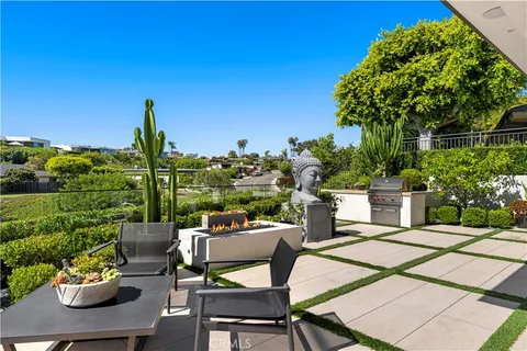$13,499,000 | 1521 Bayadere Terrace, Corona del Mar, CA 92625