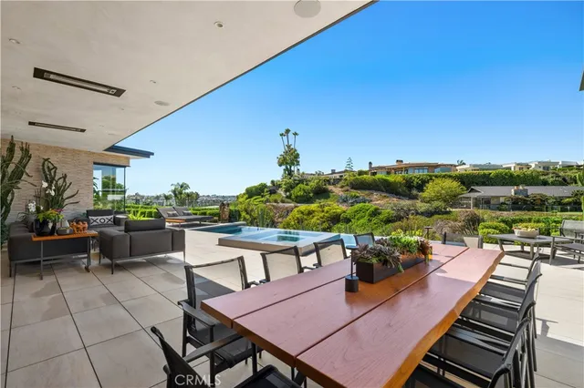 $15,970,000 | 1521 Bayadere Terrace, Corona del Mar, CA 92625