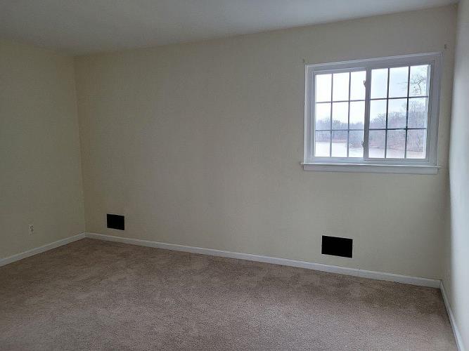 10 Ovington Drive Hamilton, NJ 08620 - Photo 17 of 19