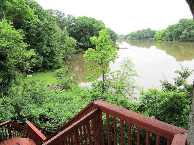 10 Ovington Drive Hamilton, NJ 08620 - Photo 8 of 19