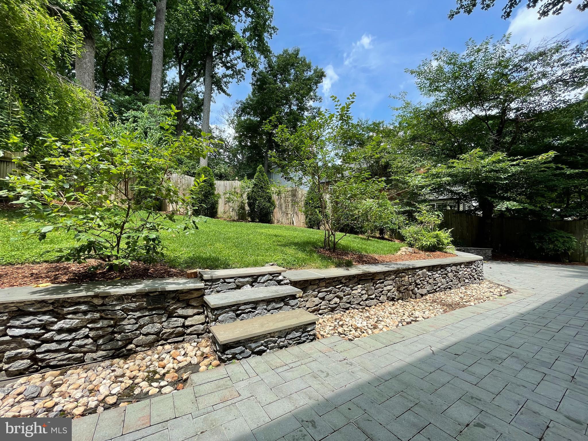 9314 Crosby Road Silver Spring, MD 20910 - Photo 33 of 34 Steps to rear fenced yard from patio