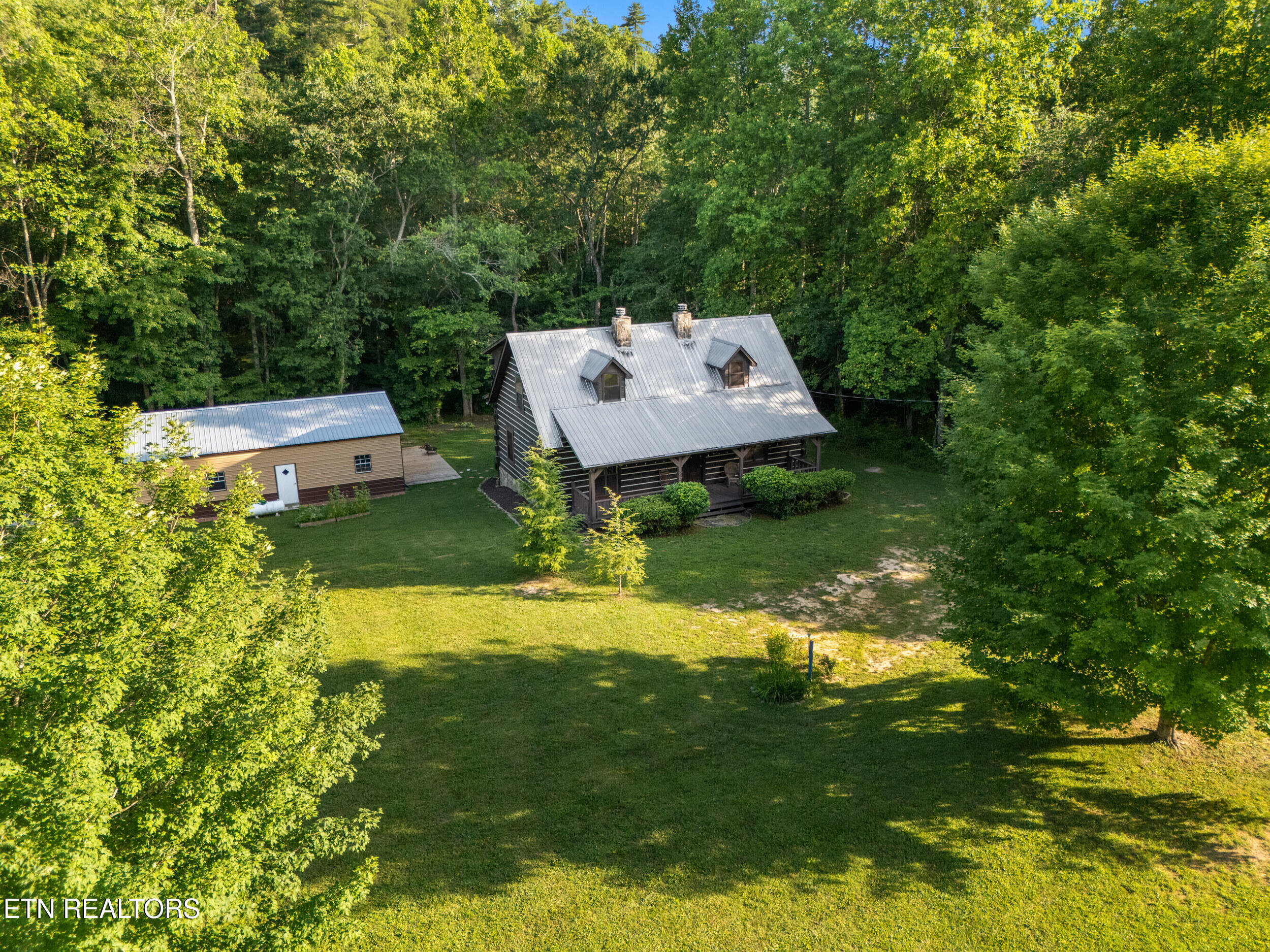 610 Towee Falls Road Tellico Plains, TN 37385 - Photo 3 of 60 610 towee falls rd-5