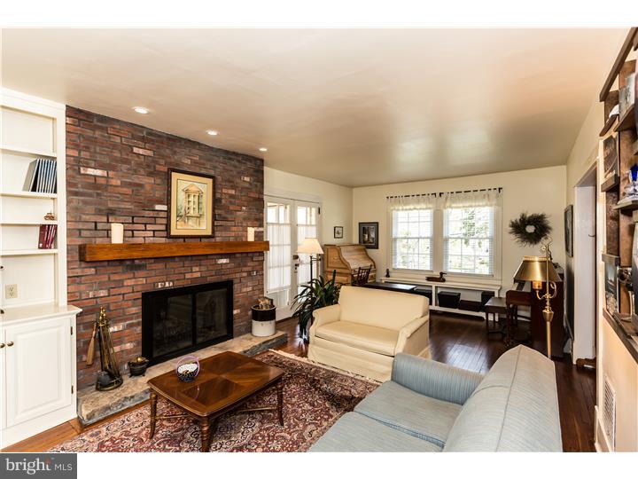 15 Wistar Road Paoli, PA 19301 - Photo 6 of 22 Living Room