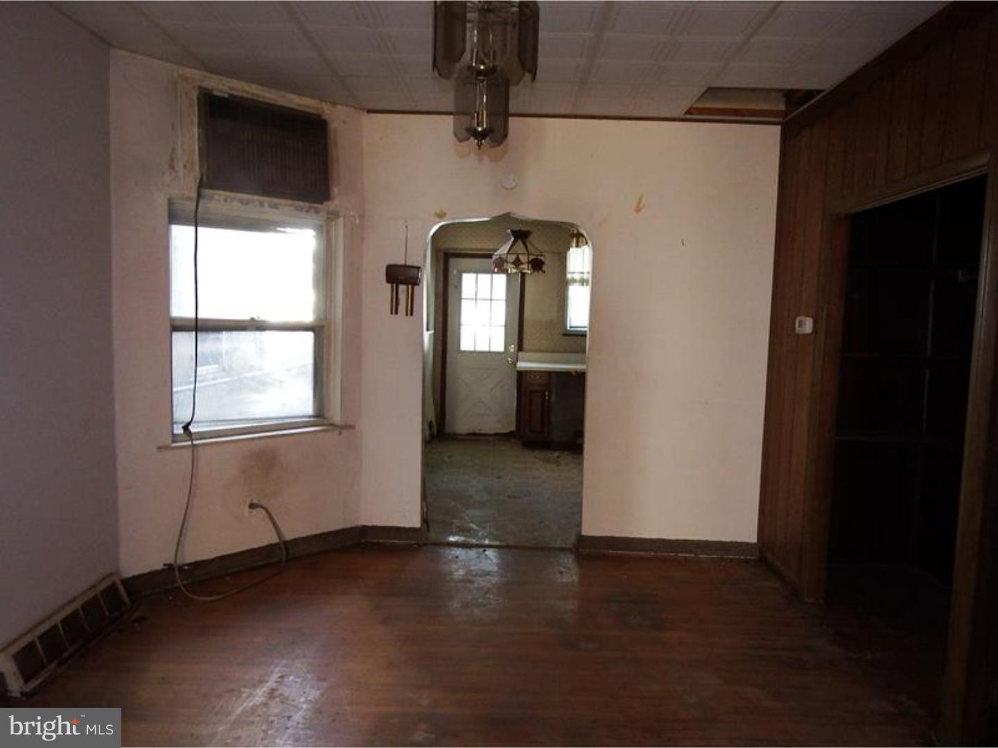 6343 Reedland Street Philadelphia, PA 19142 - Photo 4 of 12 Gallery Image 4