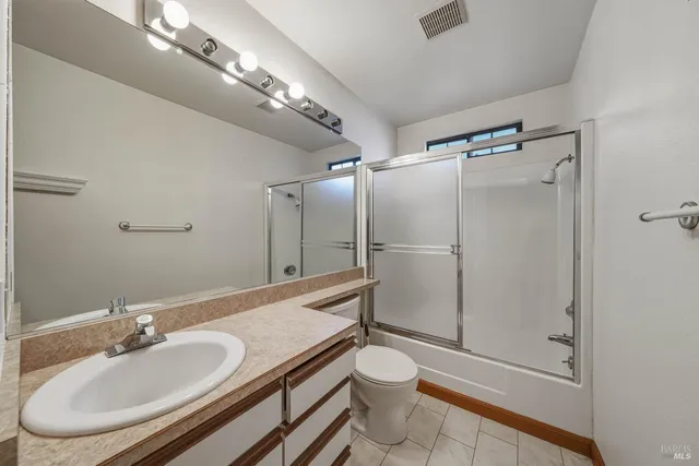 $349,000 | 17730 Pomo Trail, Clearlake Oaks, CA 95423