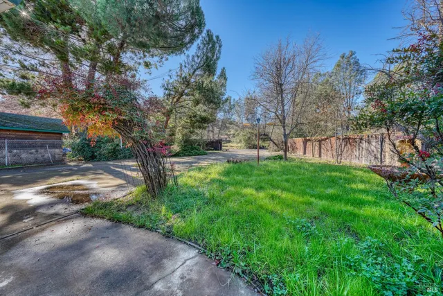 $349,000 | 17730 Pomo Trail, Clearlake Oaks, CA 95423