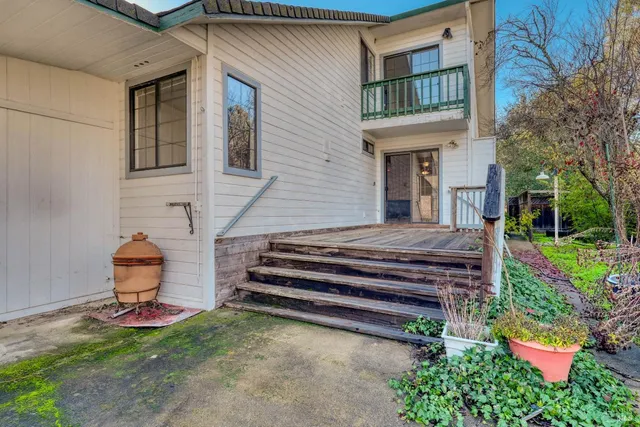 $349,000 | 17730 Pomo Trail, Clearlake Oaks, CA 95423