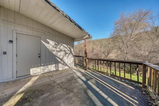 $349,000 | 17730 Pomo Trail, Clearlake Oaks, CA 95423