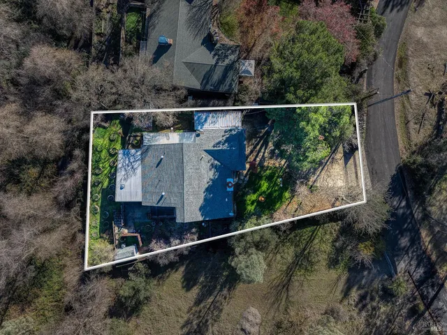 $349,000 | 17730 Pomo Trail, Clearlake Oaks, CA 95423