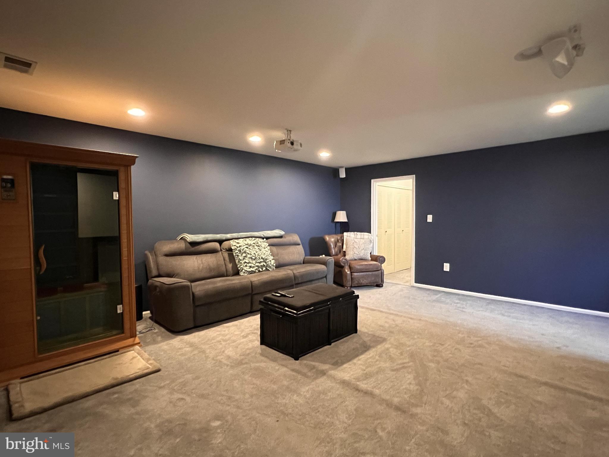 20709 Riptide Square Sterling, VA 20165 - Photo 45 of 61 Gallery Image 45