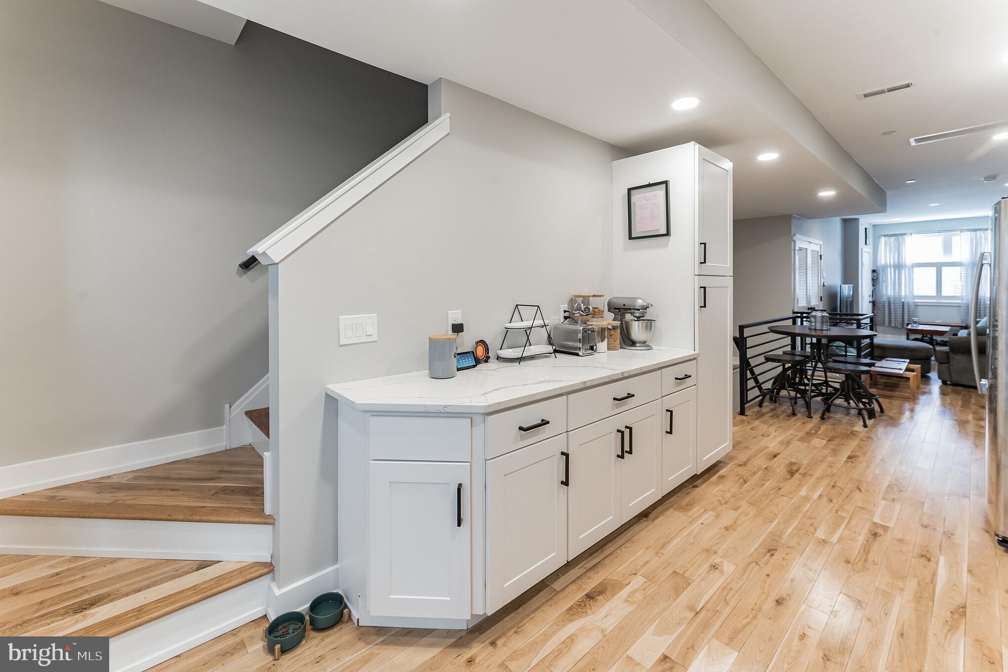 614 Master Street, Unit 1 Philadelphia, PA 19122 - Photo 11 of 28