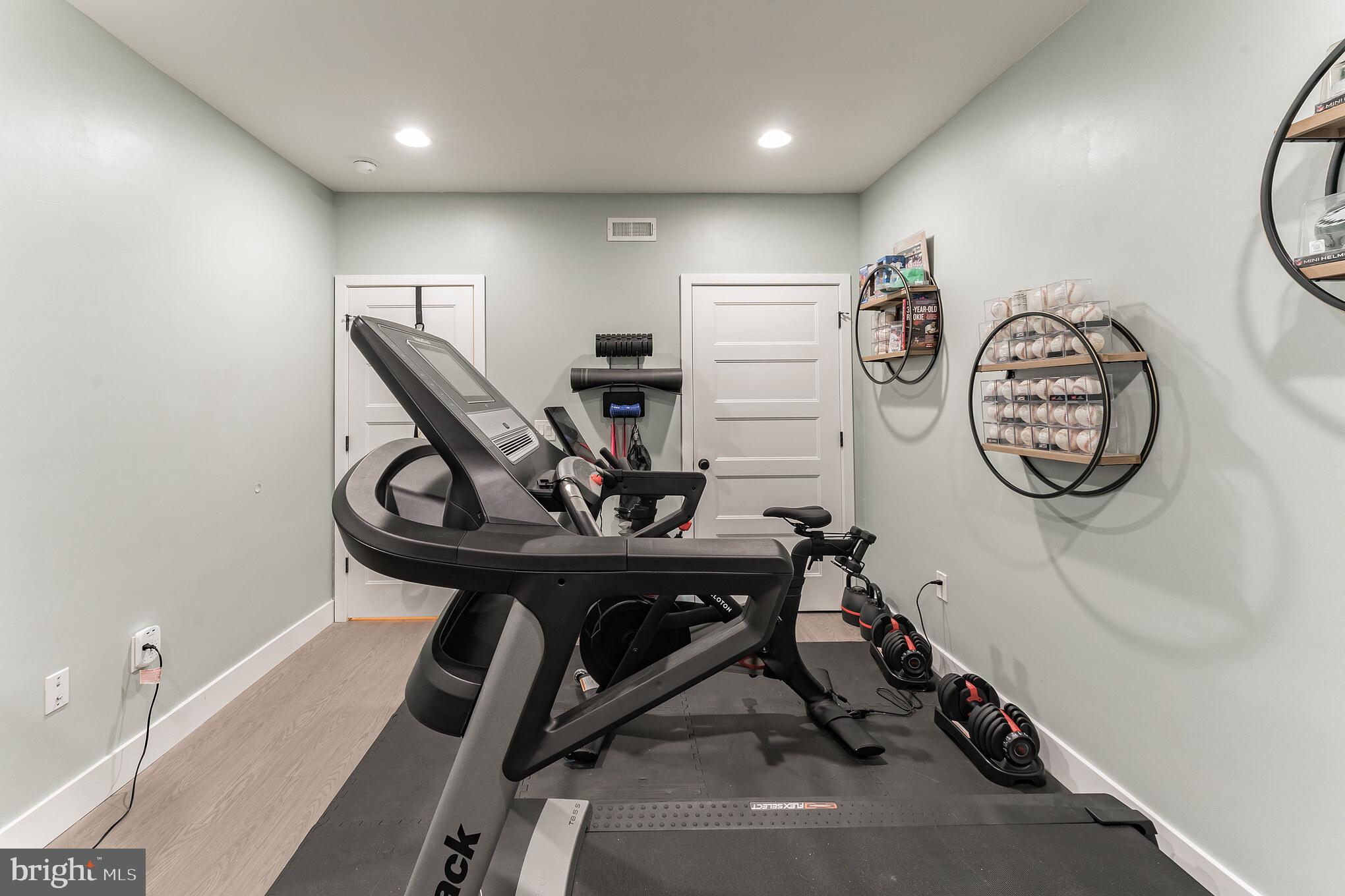 614 Master Street, Unit 1 Philadelphia, PA 19122 - Photo 25 of 28
