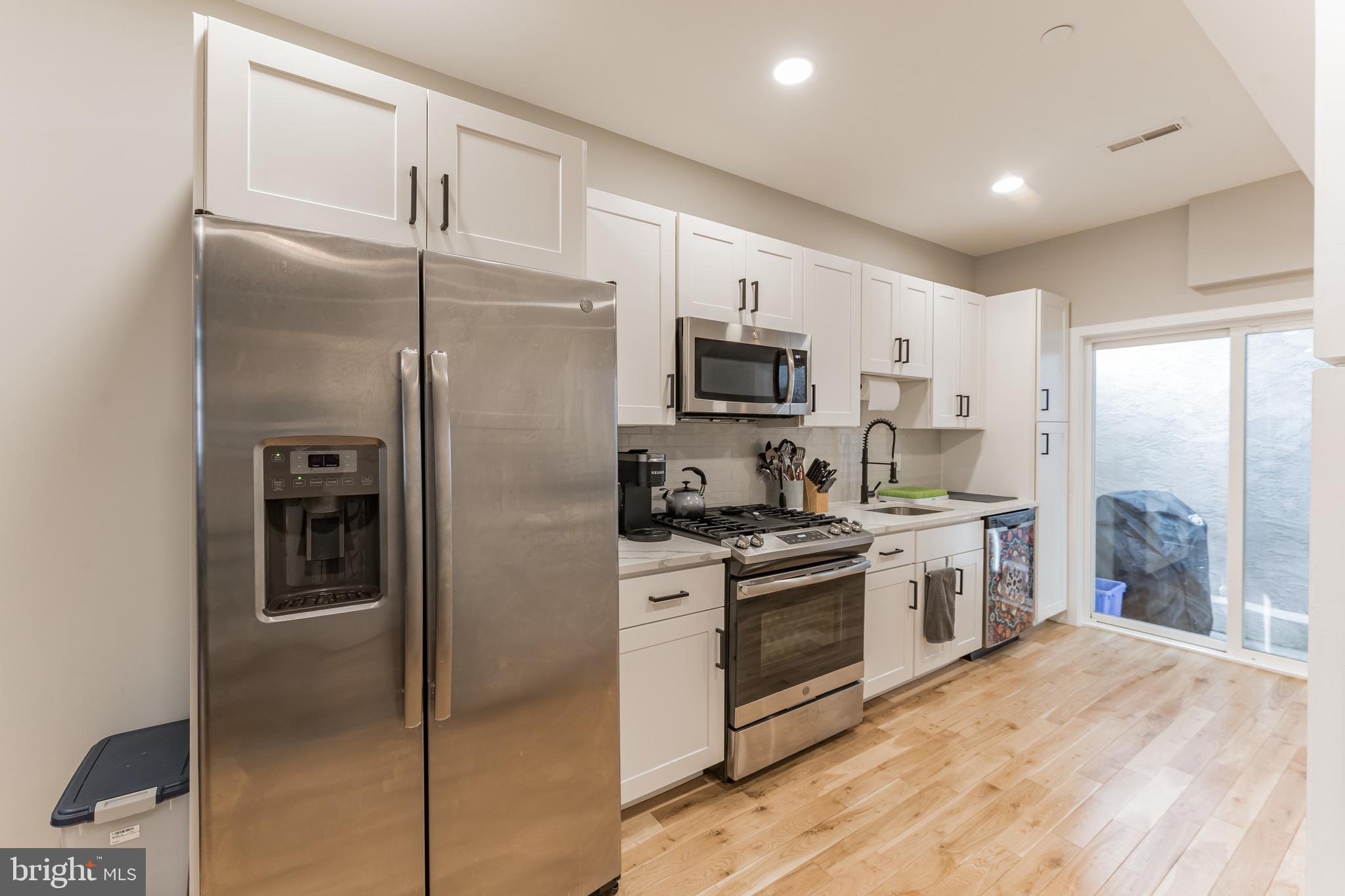 614 Master Street, Unit 1 Philadelphia, PA 19122 - Photo 9 of 28