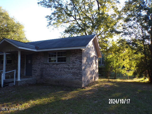 421 Hall Street Wiggins, MS 39577 - Photo 2 of 9 286_1307