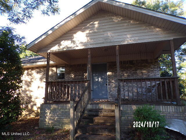421 Hall Street Wiggins, MS 39577 - Photo 3 of 9 286_1309