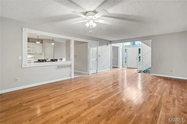 $364,900 | 954 Barcroft Woods Court, Manchester, MO 63021