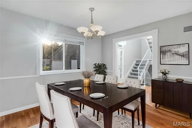 $364,900 | 954 Barcroft Woods Court, Manchester, MO 63021