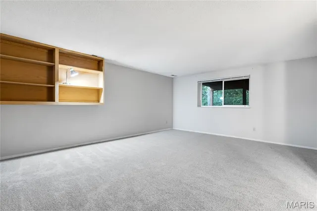 $364,900 | 954 Barcroft Woods Court, Manchester, MO 63021