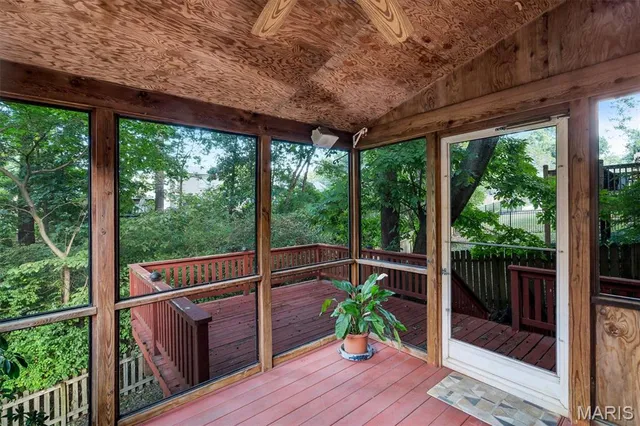 $364,900 | 954 Barcroft Woods Court, Manchester, MO 63021