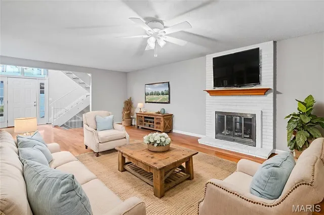 $364,900 | 954 Barcroft Woods Court, Manchester, MO 63021