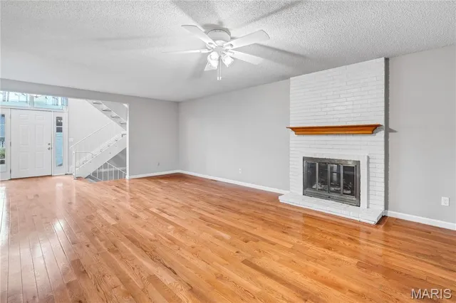 $364,900 | 954 Barcroft Woods Court, Manchester, MO 63021