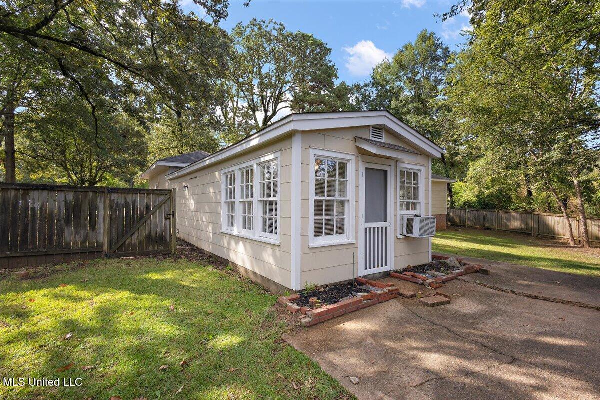 809 Oakwood Drive Clinton, MS 39056 - Photo 37 of 39 37-3HTP6259