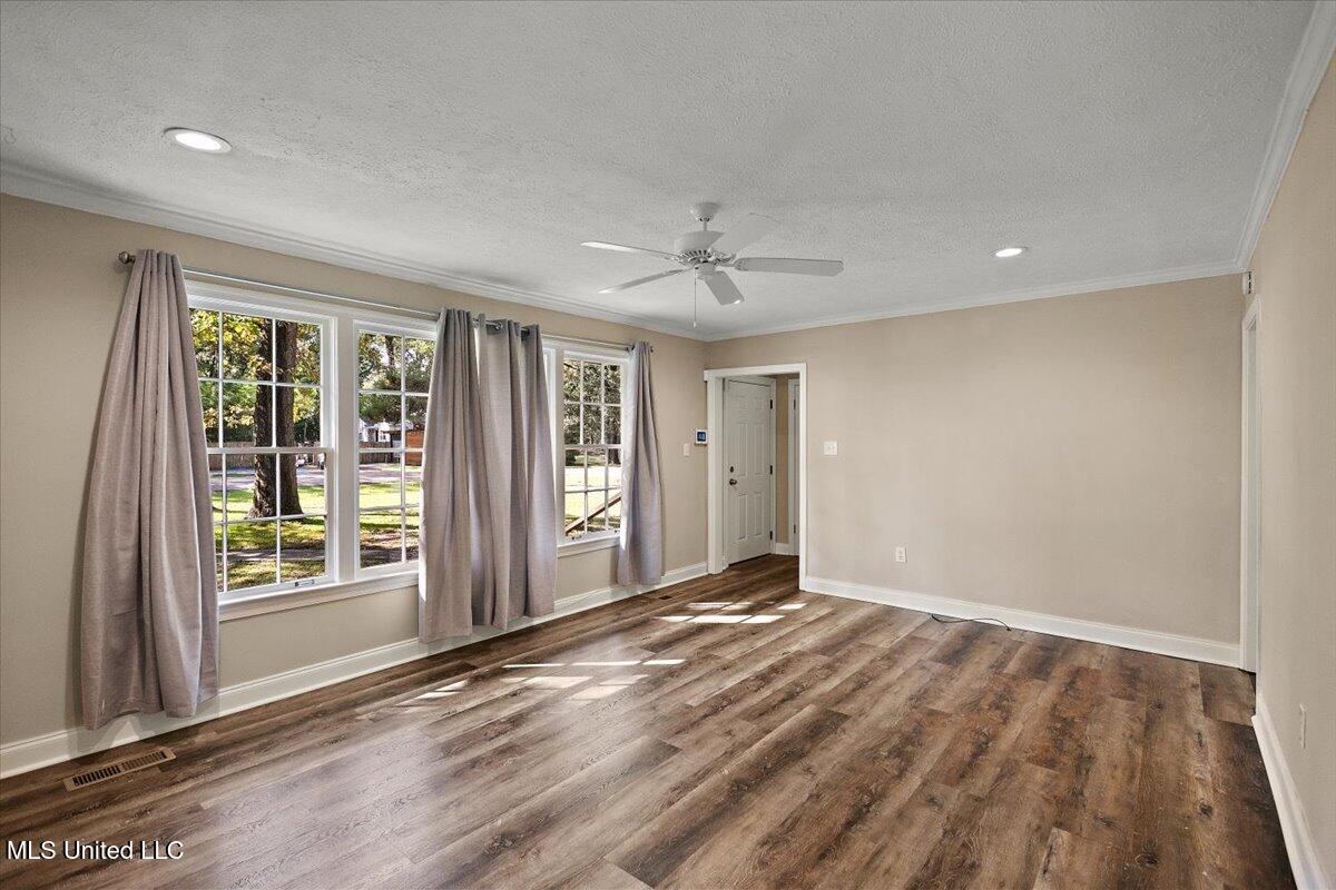 809 Oakwood Drive Clinton, MS 39056 - Photo 8 of 39 08-3HTP6165