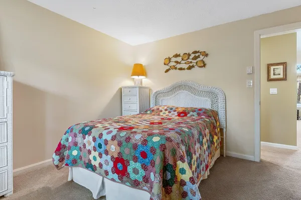 $749,000 | 8 Ridgewood Drive, Lebanon, ME 04027
