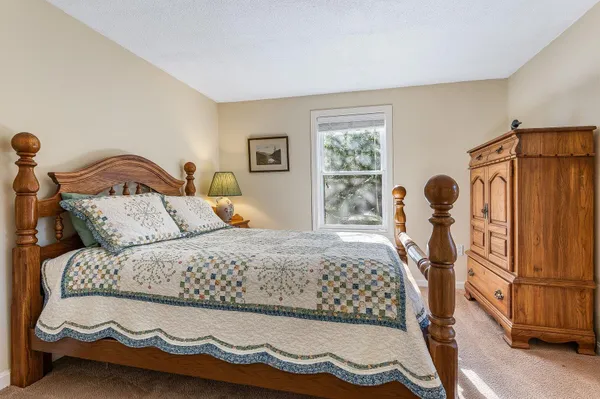 $749,000 | 8 Ridgewood Drive, Lebanon, ME 04027
