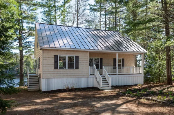 $749,000 | 8 Ridgewood Drive, Lebanon, ME 04027