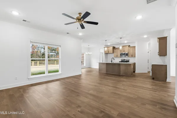 $447,900 | 1418 Crk Hvn Drive, Hernando, MS 38632