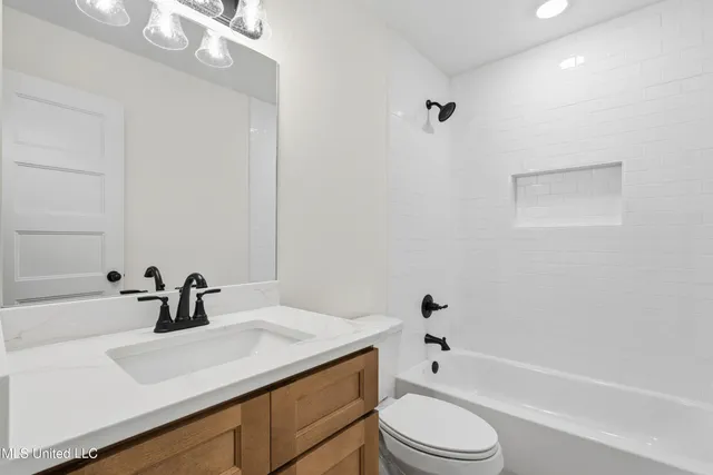 $447,900 | 1418 Crk Hvn Drive, Hernando, MS 38632