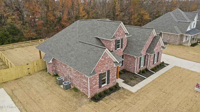 $447,900 | 1418 Crk Hvn Drive, Hernando, MS 38632