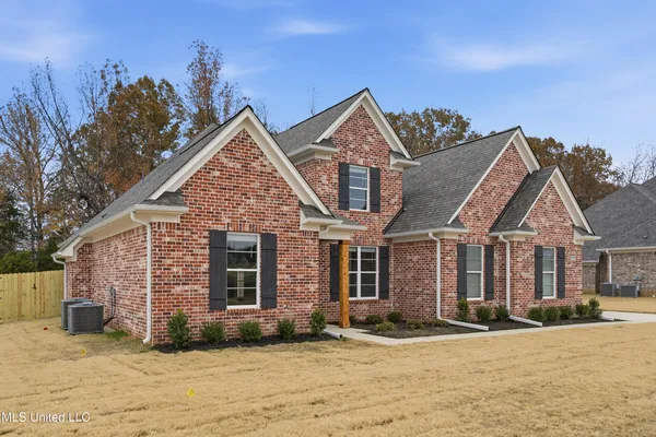 $447,900 | 1418 Crk Hvn Drive, Hernando, MS 38632