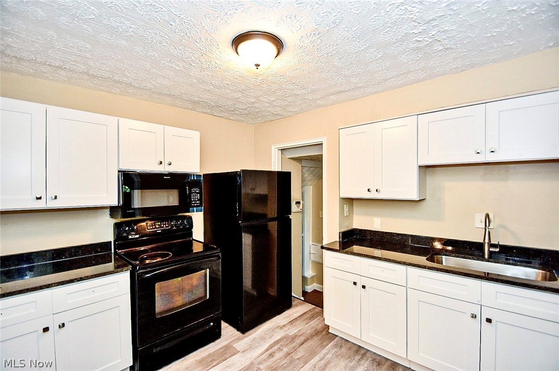 1154 Clifford Road Cleveland, OH 44121 - Photo 9 of 25