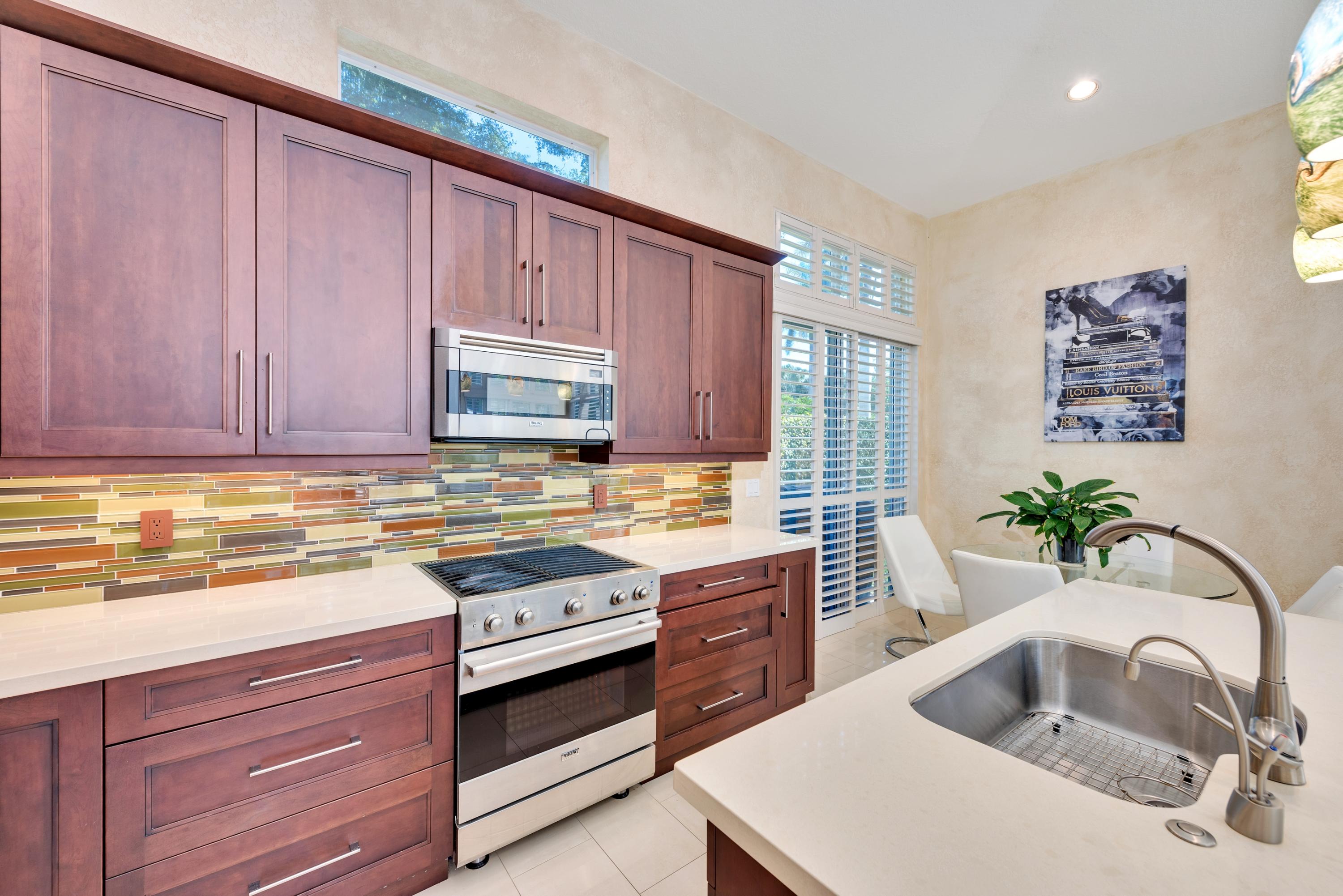 6020 Northwest 42nd Way Boca Raton, FL 33496 - Photo 4 of 54 pristine kitchen