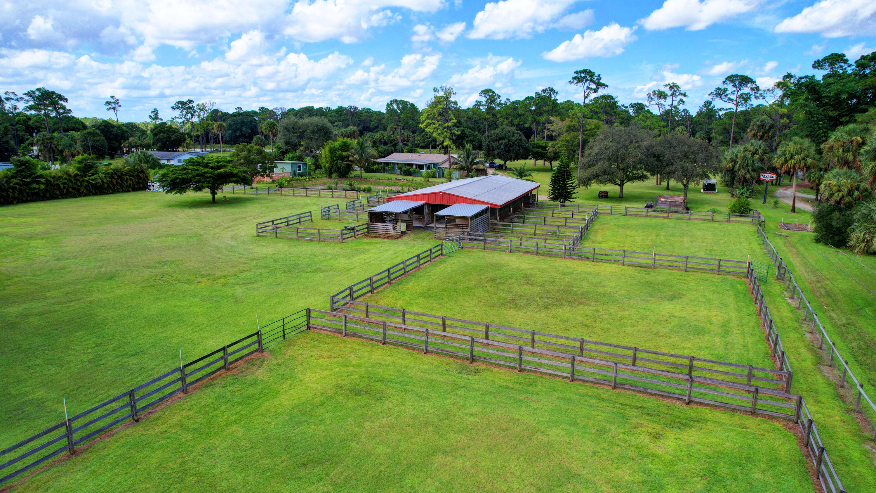 13598 N Road Loxahatchee Groves, FL 33470 - Photo 18 of 87 18_house air (18)