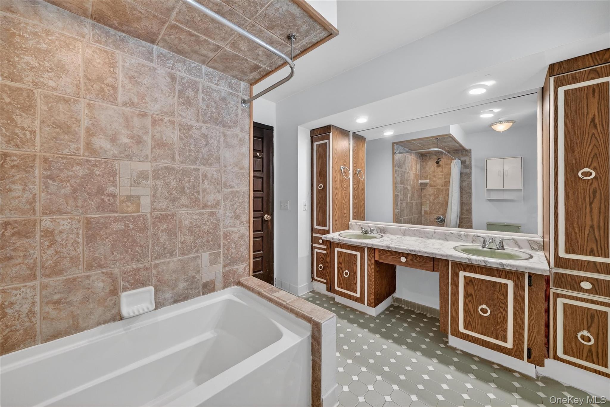 220 Ridge Road New City, NY 10956 - Photo 26 of 35